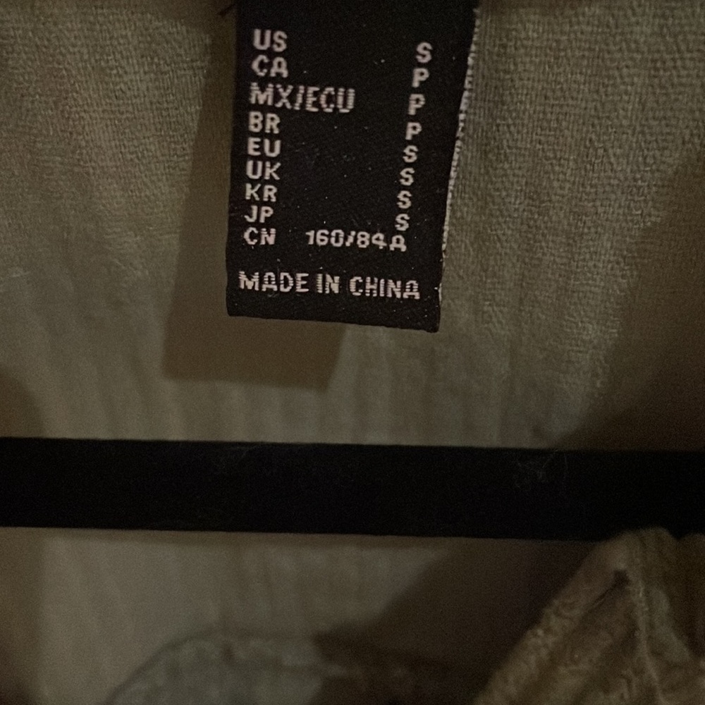 Shacket - Picture 2 of 2